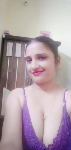 Hot Indian Wife With Big Natural Tits